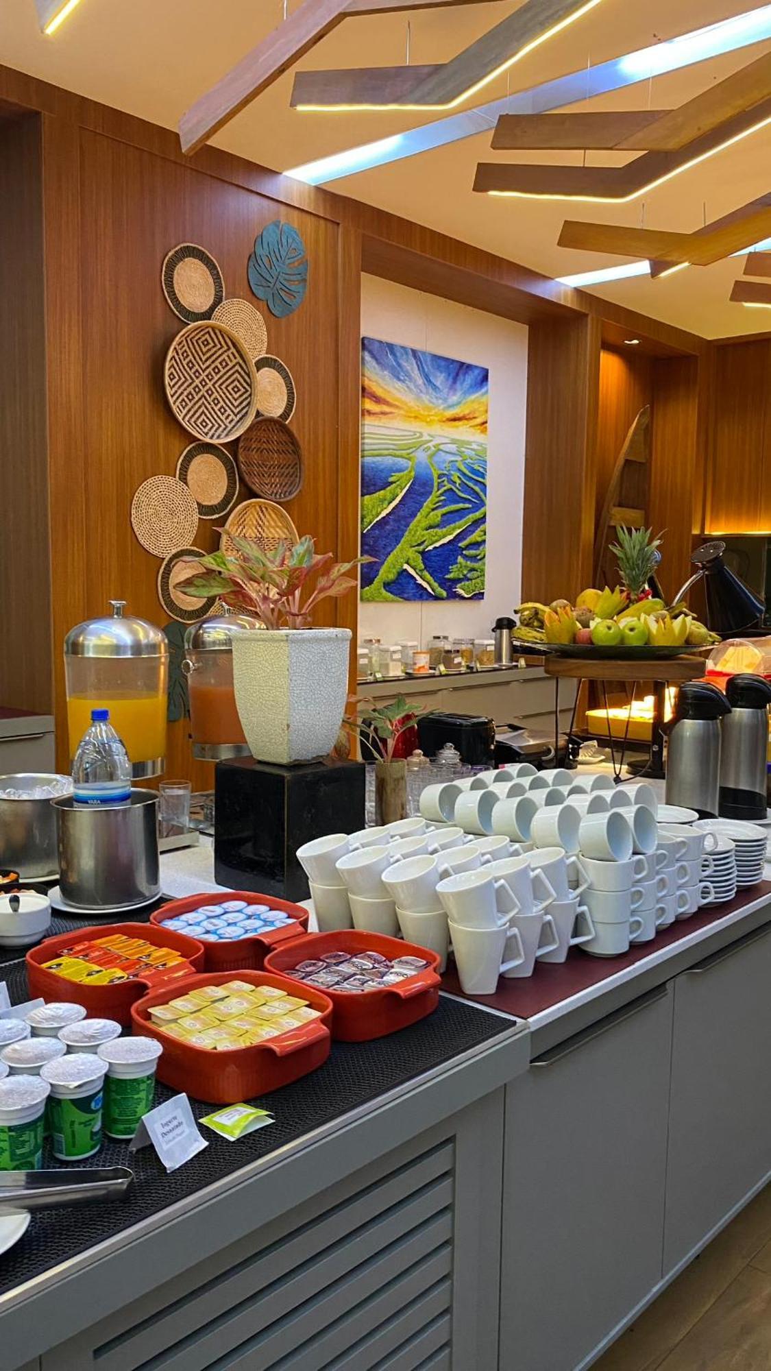 Quality Hotel Manaus Esterno foto